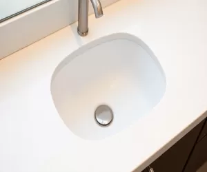 Jaki otwór w blacie pod umywalkę nablatową